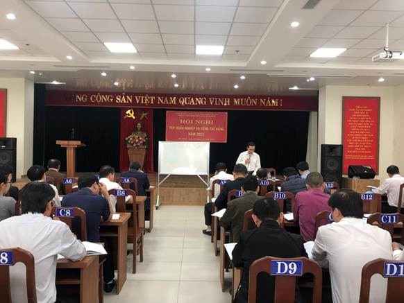 Cảng HKQT Đà Nẵng tổ chức hội nghị tập huấn nghiệp vụ công tác Đảng năm 2021|LOCAL_PATH:crawled_data/images/featured_5867ddef63e6.jpg