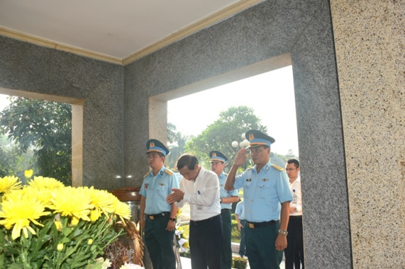 CẢNG HK THỌ XUÂN: TỔ CHỨC CÁC HOẠT ĐỘNG NHÂN KỶ NIỆM 75 NĂM NGÀY THƯƠNG BINH LIỆT SỸ (27/7/1947 - 27/7/2022)|LOCAL_PATH:crawled_data/images/featured_675d97cb6089.jpg