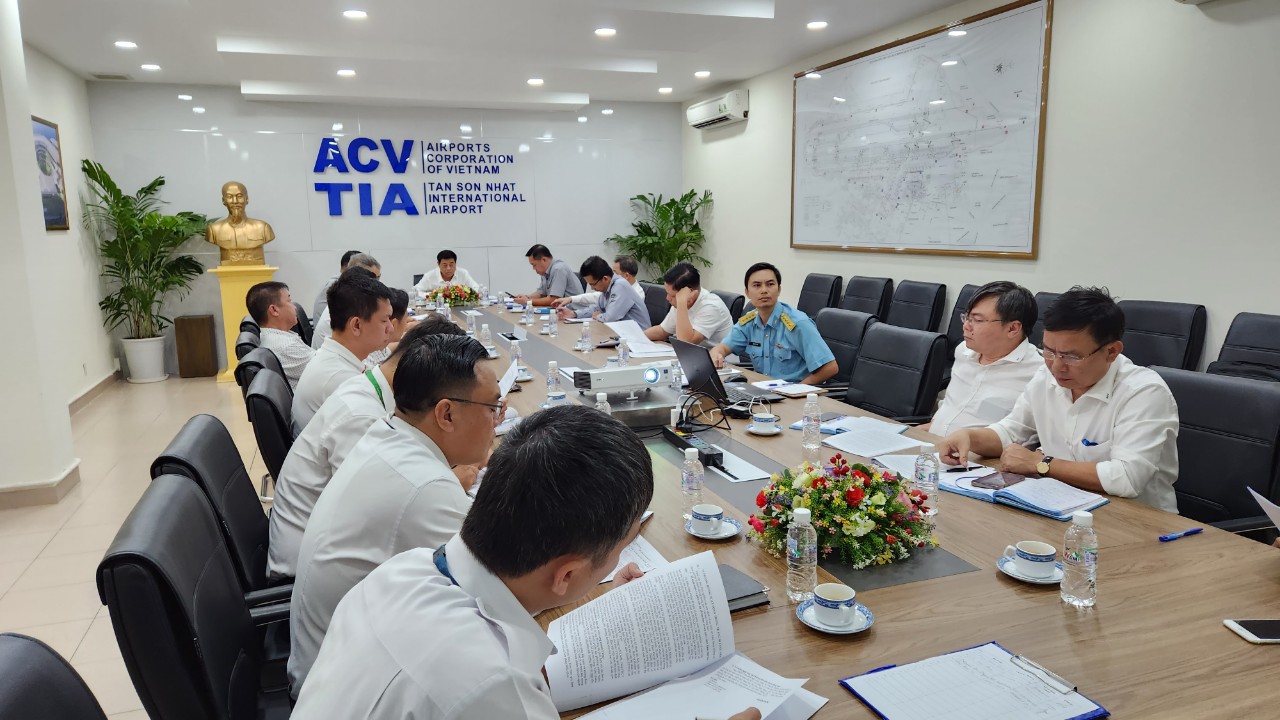 Hội nghị sơ kết hoạt động đảm bảo an toàn đường cất hạ cánh tại Cảng HKQT Tân Sơn Nhất Quý I năm 2023|LOCAL_PATH:crawled_data/images/featured_6858eaa48e54.jpg