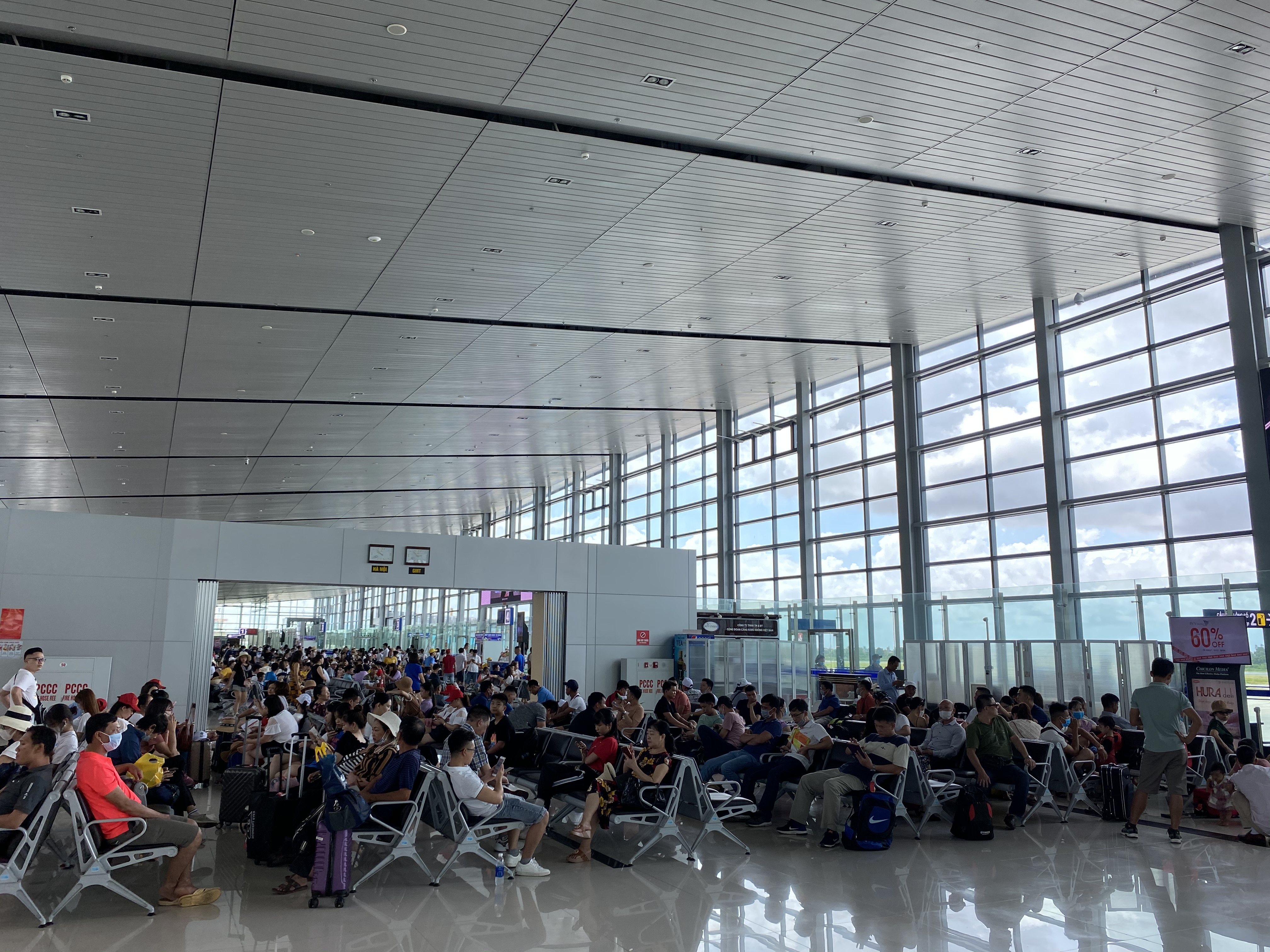 Cảng HKQT Cát Bi đảm bảo chất lượng phục vụ hành khách dịp cao điểm hè 2020|LOCAL_PATH:crawled_data/images/featured_698f82c4ad63.jpg