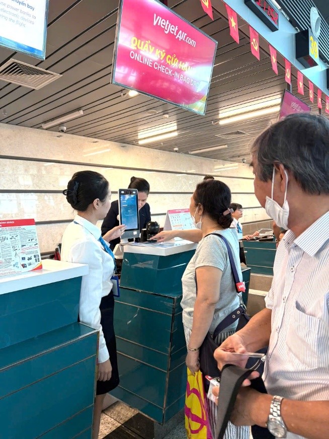 CẢNG HÀNG KHÔNG QUỐC TẾ PHÚ BÀI TRIỂN KHAI HIỆU QUẢ ỨNG DỤNG ĐỊNH DANH, XÁC THỰC ĐIỆN TỬ VÀ NHẬN DIỆN SINH TRẮC HỌC PHỤC VỤ HÀNH KHÁCH|LOCAL_PATH:crawled_data/images/featured_6b893e3759aa.jpg
