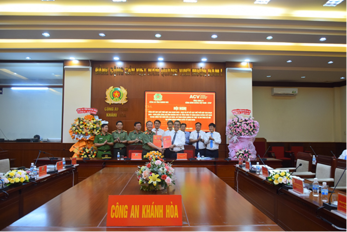 ACV và Công an tỉnh Khánh Hòa ký kết quy chế phối hợp trong đảm bảo an ninh trật tự, an toàn hàng không|LOCAL_PATH:crawled_data/images/featured_6e01747b79c2.png