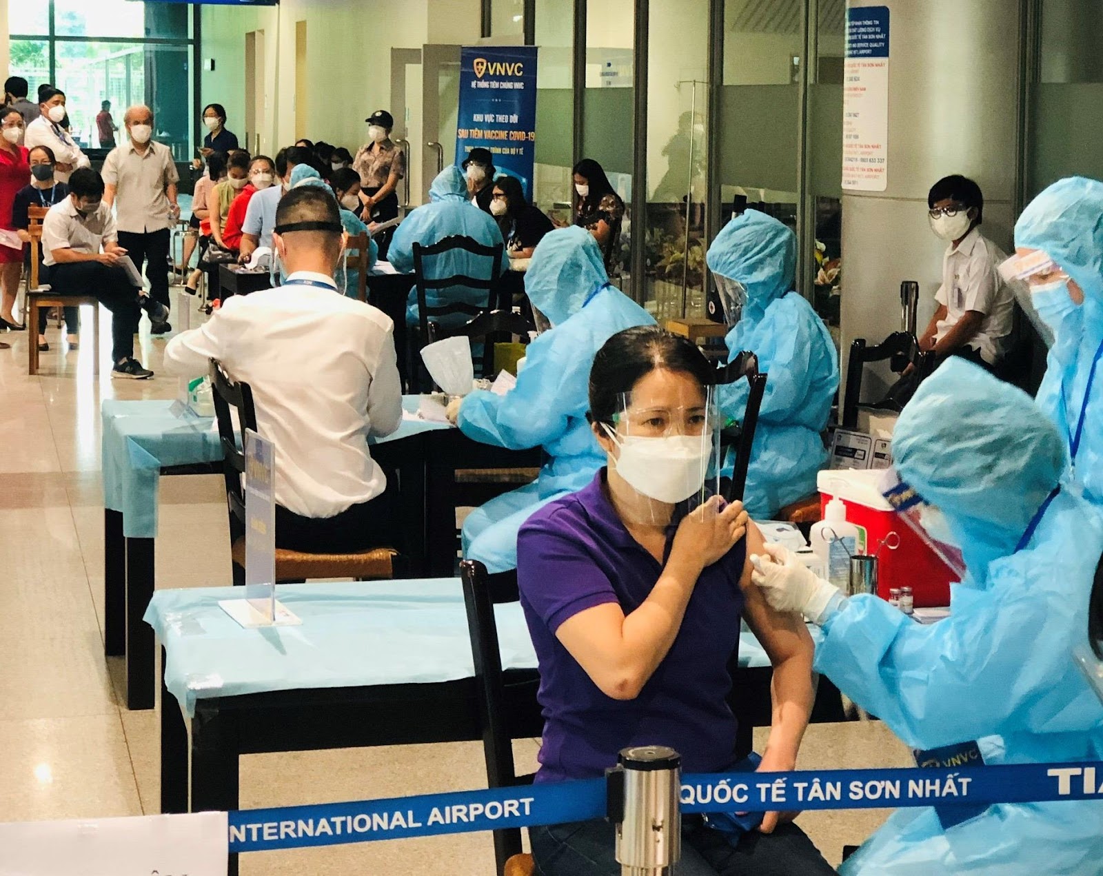Khối cơ quan Tổng công ty tổ chức tiêm mũi 2 vắc xin phòng Covid-19 cho cán bộ, nhân viên|LOCAL_PATH:crawled_data/images/featured_6ffd5de81fd8.jpg
