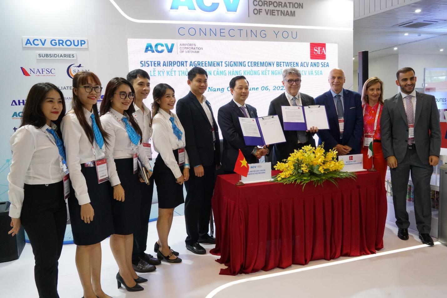 Tổng công ty Cảng hàng không Việt Nam - CTCP và Tập đoàn Società Esercizi Aeroportuali  (S.E.A.), Ý ký kết thỏa thuận cảng hàng không kết nghĩa|LOCAL_PATH:crawled_data/images/featured_7618d70e3b46.jpg