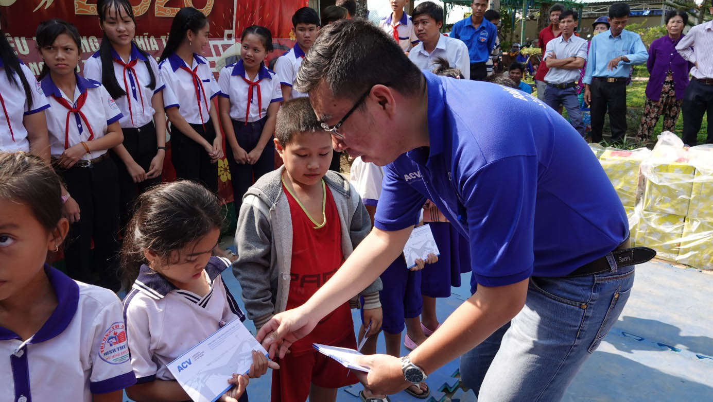 Đoàn Thanh niên ACV tổ chức chương trình từ thiện xã hội “Xuân yêu thương” năm 2020 tại Kiên Giang|LOCAL_PATH:crawled_data/images/featured_787d249aa59d.jpg