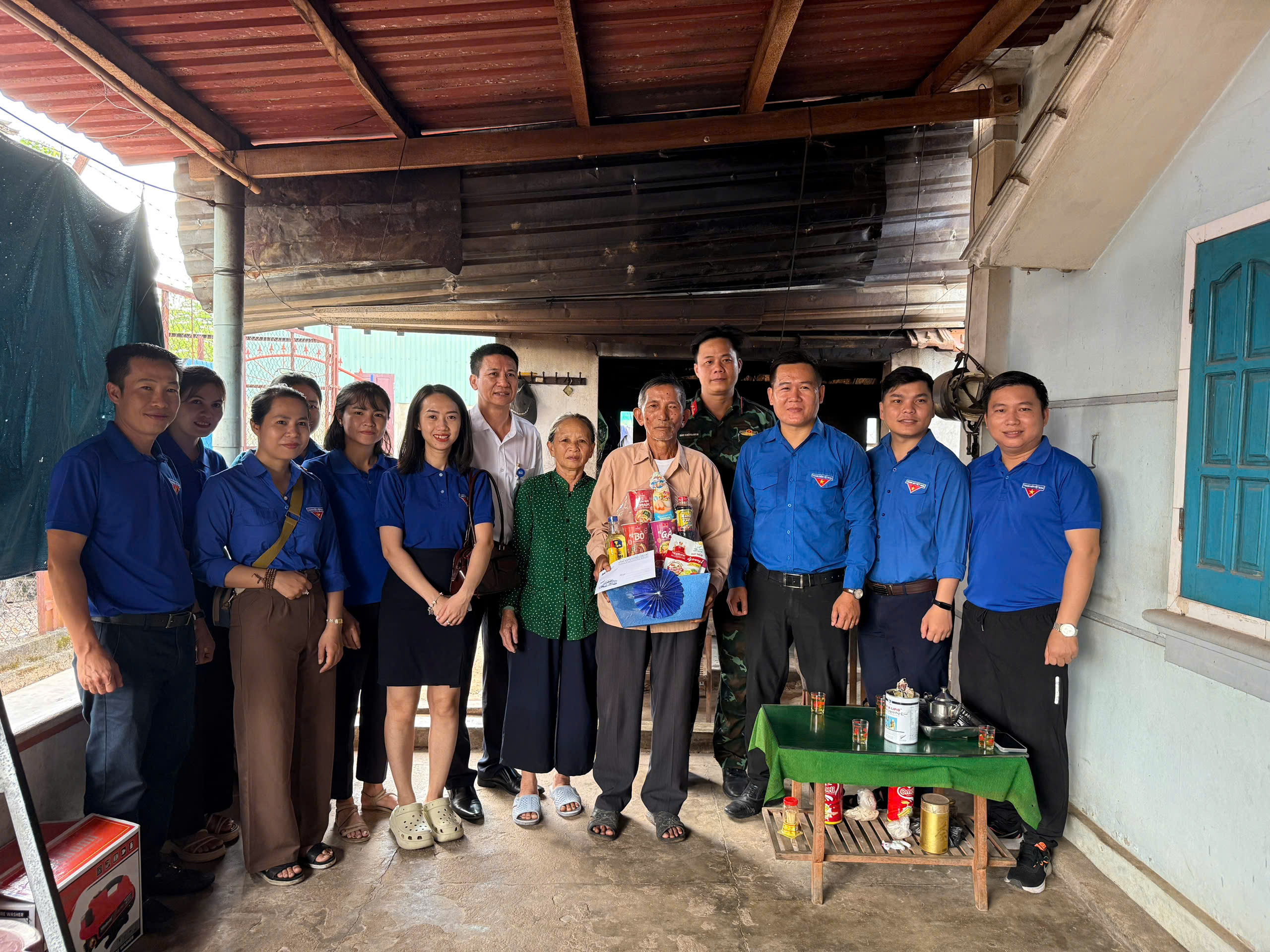 Cảng hàng không Phù Cát tổ chức chương trình từ thiện hưởng ứng Tháng Thanh niên năm 2025|LOCAL_PATH:crawled_data/images/featured_793adaaaa45c.jpg