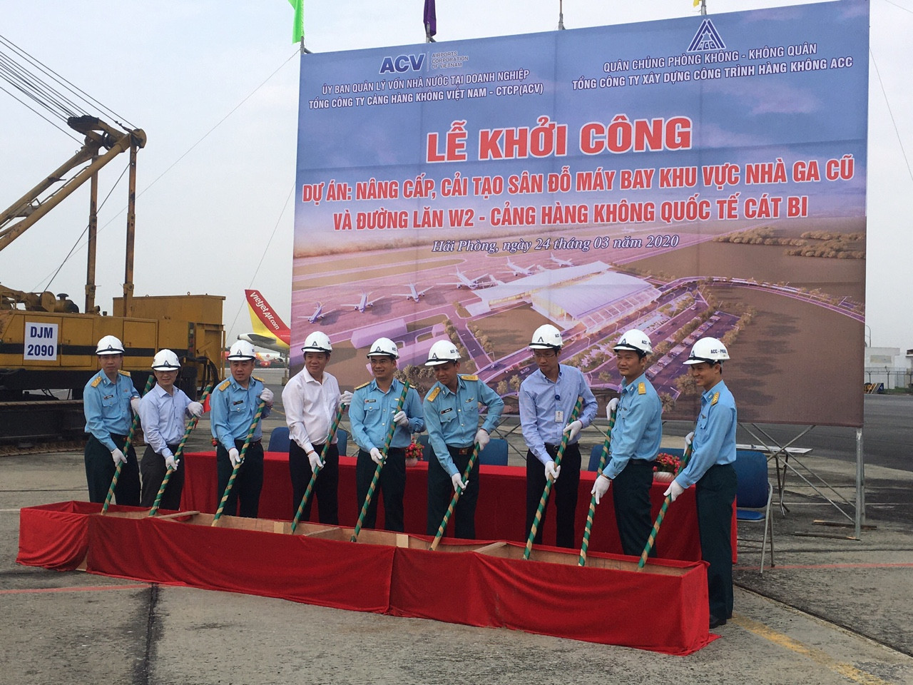Khởi công dự án “Nâng cấp, cải tạo sân đỗ máy bay khu vực nhà ga cũ và đường lăn W2 – Cảng hàng không quốc tế Cát Bi”|LOCAL_PATH:crawled_data/images/featured_7be62d7e981c.jpg