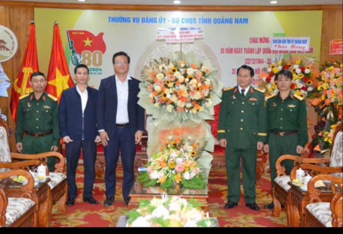 CẢNG HÀNG KHÔNG CHU LAI TỔ CHỨC THĂM VÀ TẶNG HOA CHÚC MỪNG CÁC ĐƠN VỊ QUÂN ĐỘI NHÂN DỊP KỶ NIỆM 80 NĂM NGÀY THÀNH LẬP QUÂN ĐỘI NHÂN DÂN VIỆT NAM VÀ 35 NĂM NGÀY HỘI QUỐC PHÒNG TOÀN DÂN|LOCAL_PATH:crawled_data/images/featured_83bc03f10b8f.jpg