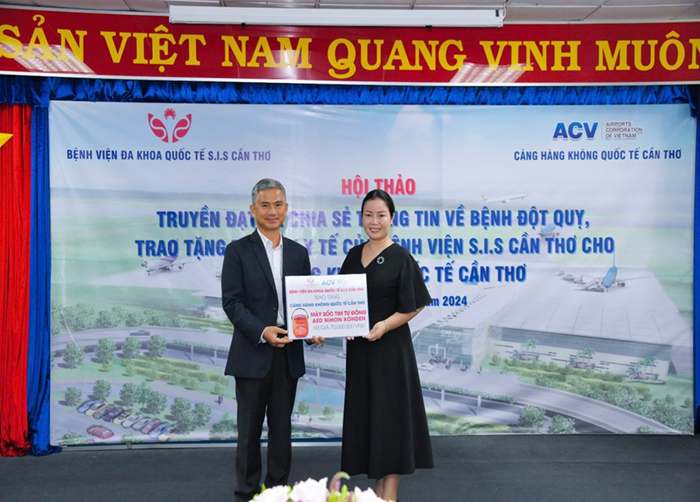 Bệnh viện S.I.S trao tặng thiết bị y tế cho Cảng HKQT Cần Thơ|LOCAL_PATH:crawled_data/images/featured_857aea235971.png