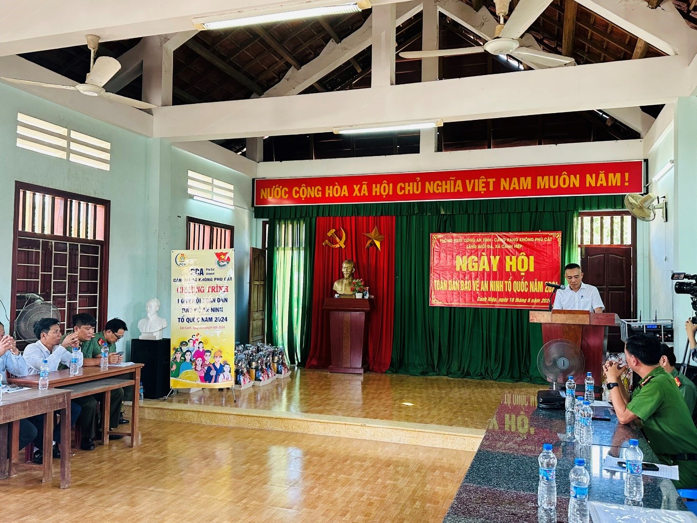 CẢNG HÀNG KHÔNG PHÙ CÁT PHỐI HỢP TỔ CHỨC NGÀY HỘI TOÀN DÂN BẢO VỆ AN NINH TỔ QUỐC NĂM 2024