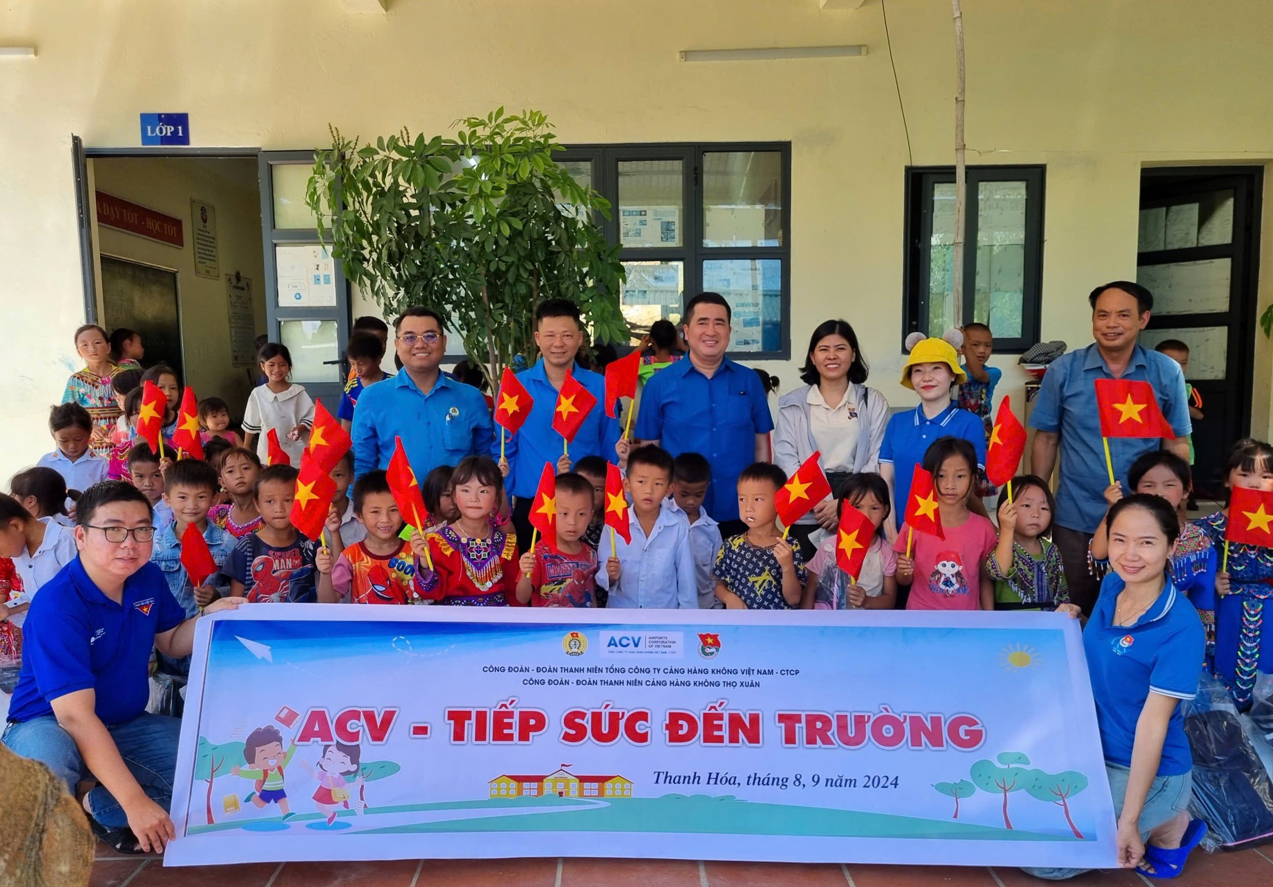 Công đoàn – Đoàn Thanh niên ACV “tiếp sức đến trường” nhân dịp chào đón năm học mới cho các cháu thiếu nhi hoàn cảnh khó khăn tại Thanh Hóa|LOCAL_PATH:crawled_data/images/featured_86d16c072efa.jpg