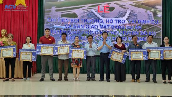 Chi tiền bồi thường, hỗ trợ và bàn giao mặt bằng dự án tuyến giao thông kết nối thuộc Dự án Cảng HKQT Long Thành|LOCAL_PATH:crawled_data/images/featured_8c59f703e667.jpg