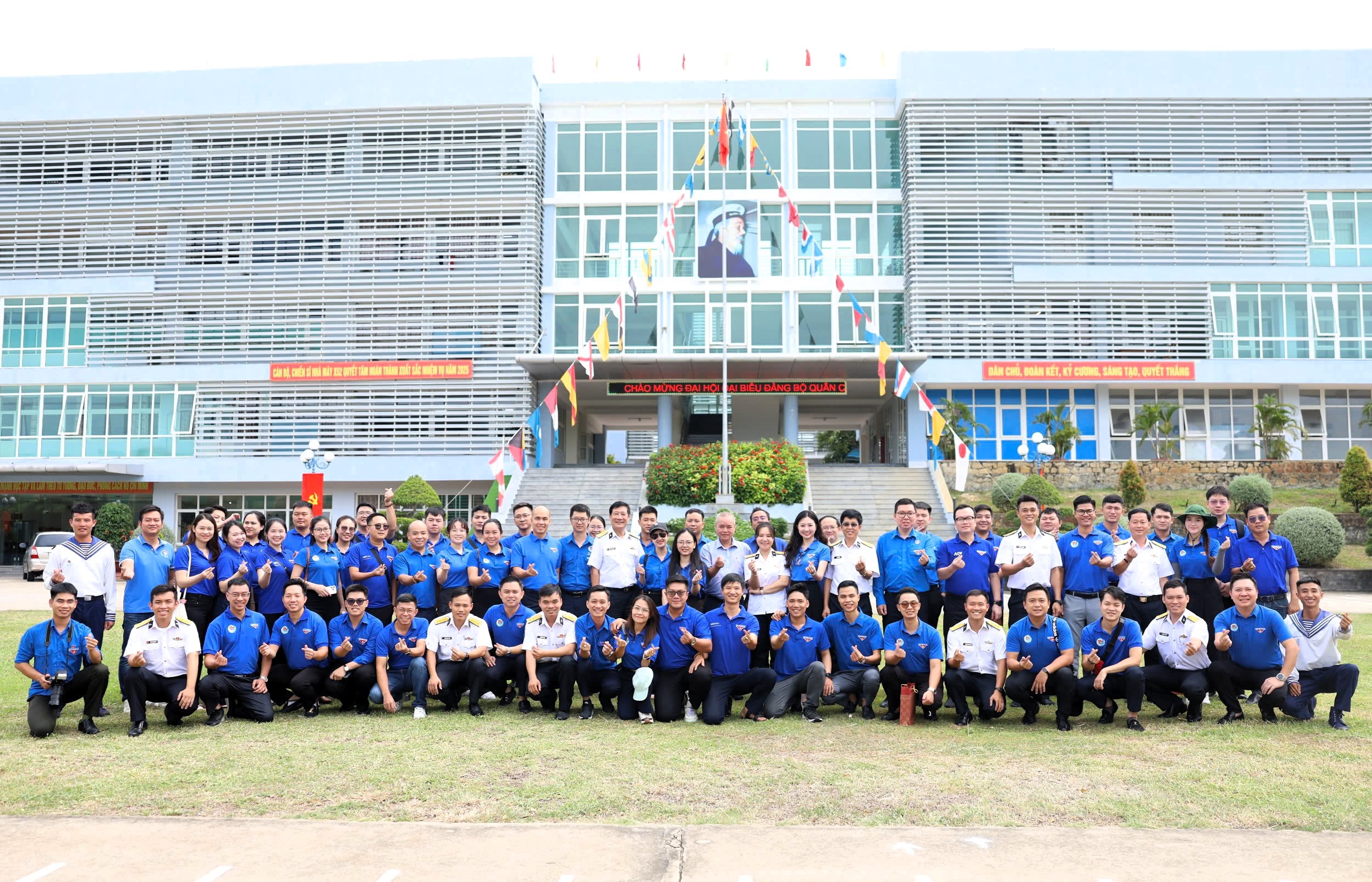 Tuổi trẻ ACV nhiệt huyết trong hành trình tri ân và tình nguyện hè 2025|LOCAL_PATH:crawled_data/images/featured_8f63fadad7f3.jpg