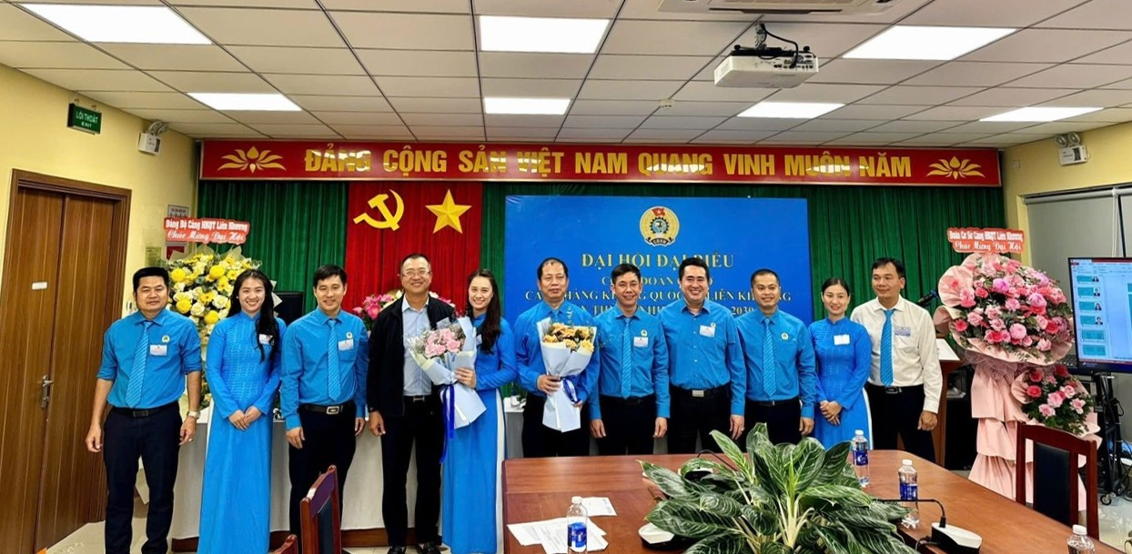 ĐẠI HỘI ĐẠI BIỂU CÔNG ĐOÀN CƠ SỞ CẢNG HÀNG KHÔNG QUỐC TẾ LIÊN KHƯƠNG NHIỆM KỲ 2025 – 2030 THÀNH CÔNG TỐT ĐẸP|LOCAL_PATH:crawled_data/images/featured_92bf65f1df29.jpg