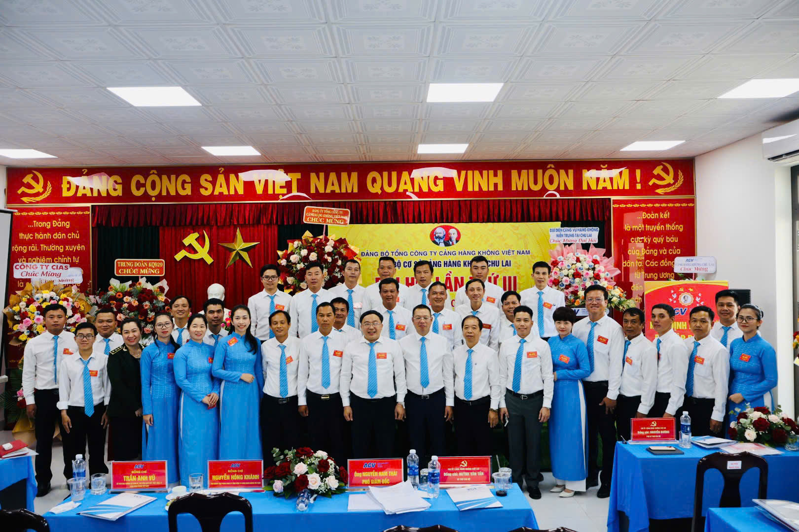 Chi bộ cơ sở Cảng hàng không Chu Lai tổ chức Đại hội lần thứ III, nhiệm kỳ 2025-2030|LOCAL_PATH:crawled_data/images/featured_93e69014ccb6.jpg
