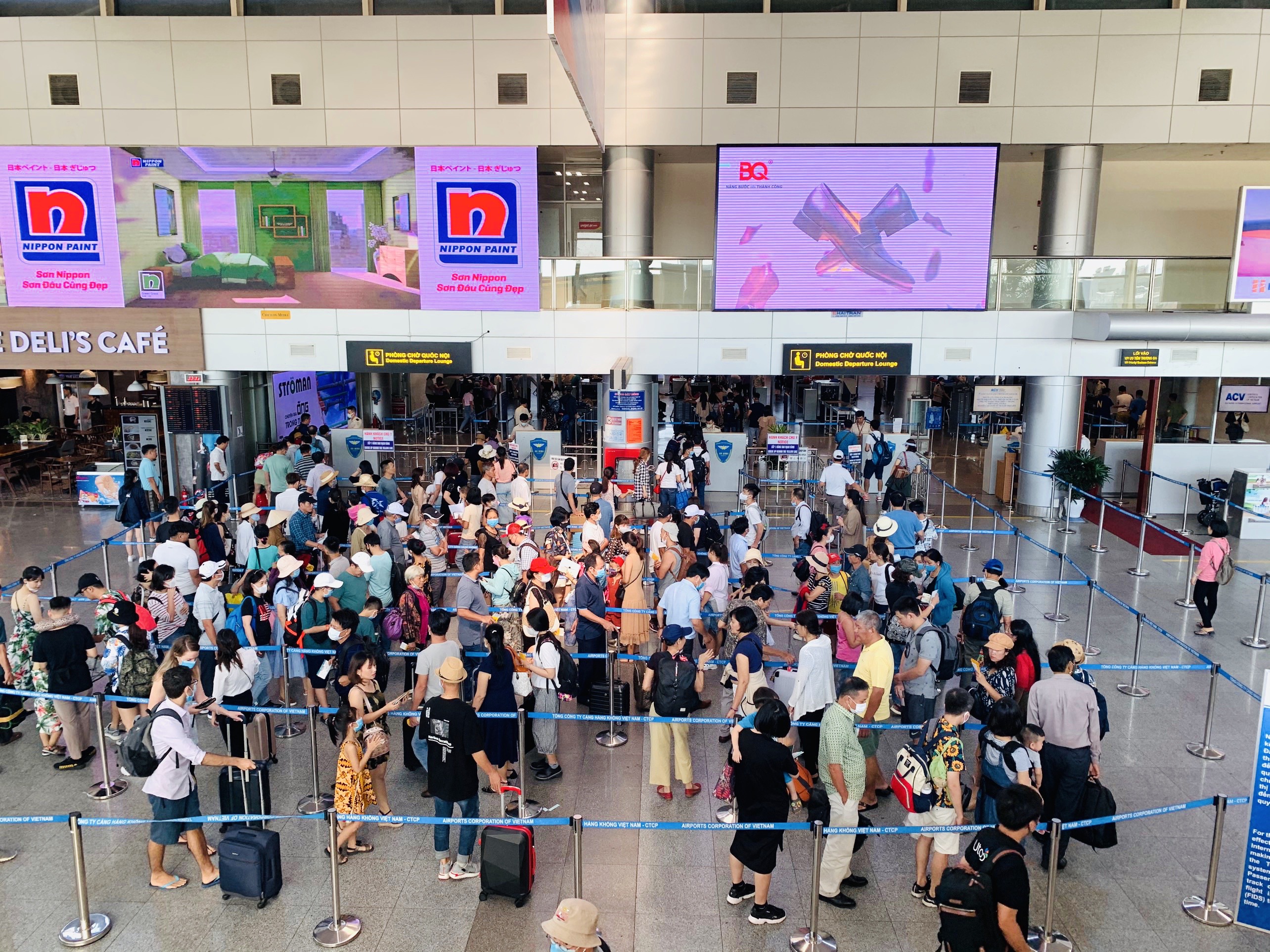 Cảng HKQT Đà Nẵng đảm bảo chất lượng phục vụ hành khách trong dịp cao điểm hè 2020|LOCAL_PATH:crawled_data/images/featured_9d179aea48d9.jpg