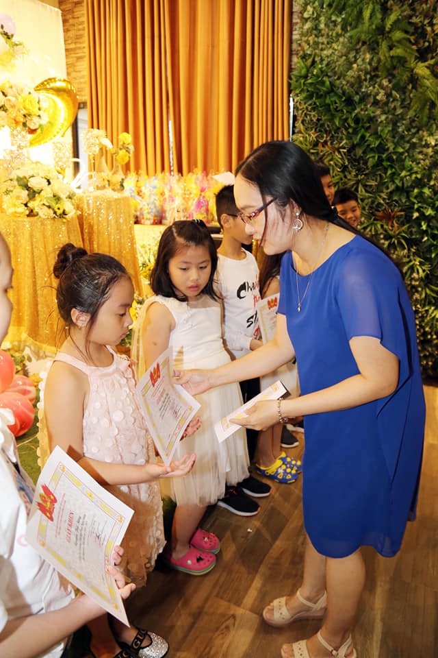 Cảng hàng không Cà Mau tổ chức nhiều hoạt động bổ ích cho các cháu thiếu nhi năm 2019|LOCAL_PATH:crawled_data/images/featured_a10b51fb5376.jpg