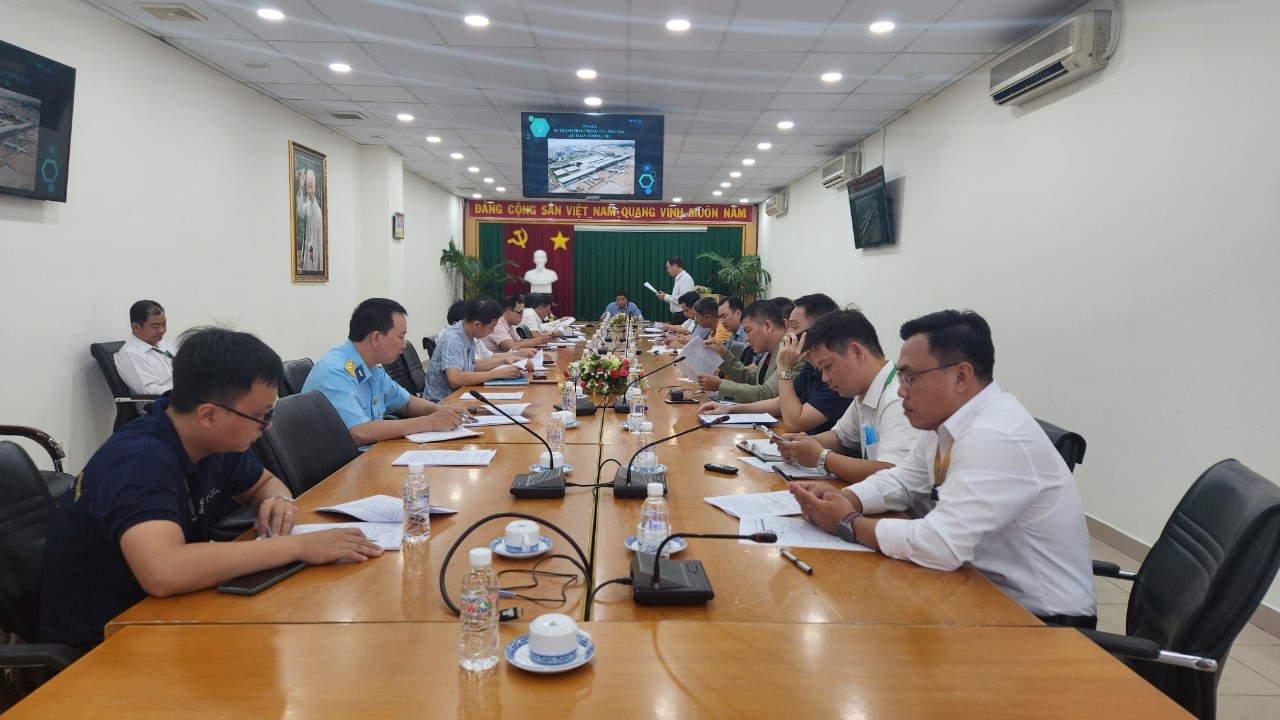 Cảng HKQT Tân Sơn Nhất sơ kết công tác an toàn đường cất hạ cánh 06 tháng đầu năm 2023|LOCAL_PATH:crawled_data/images/featured_a45622da8b79.jpg