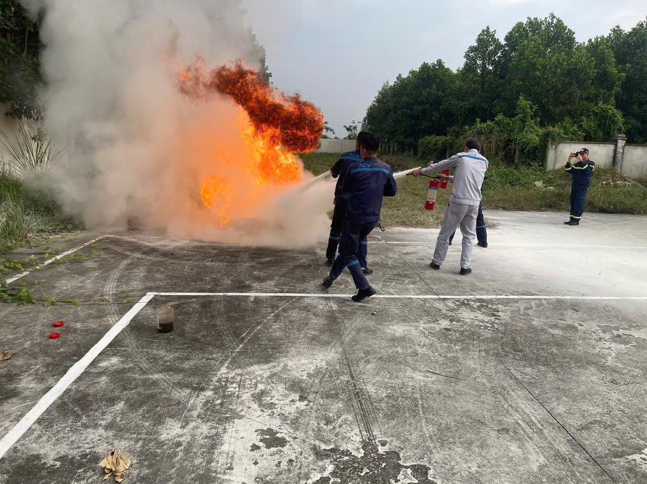 CẢNG HK THỌ XUÂN: HUẤN LUYỆN BỒI DƯỠNG NGHIỆP VỤ PCCC VÀ CNCH NĂM 2024|LOCAL_PATH:crawled_data/images/featured_a57072d1abf0.jpg
