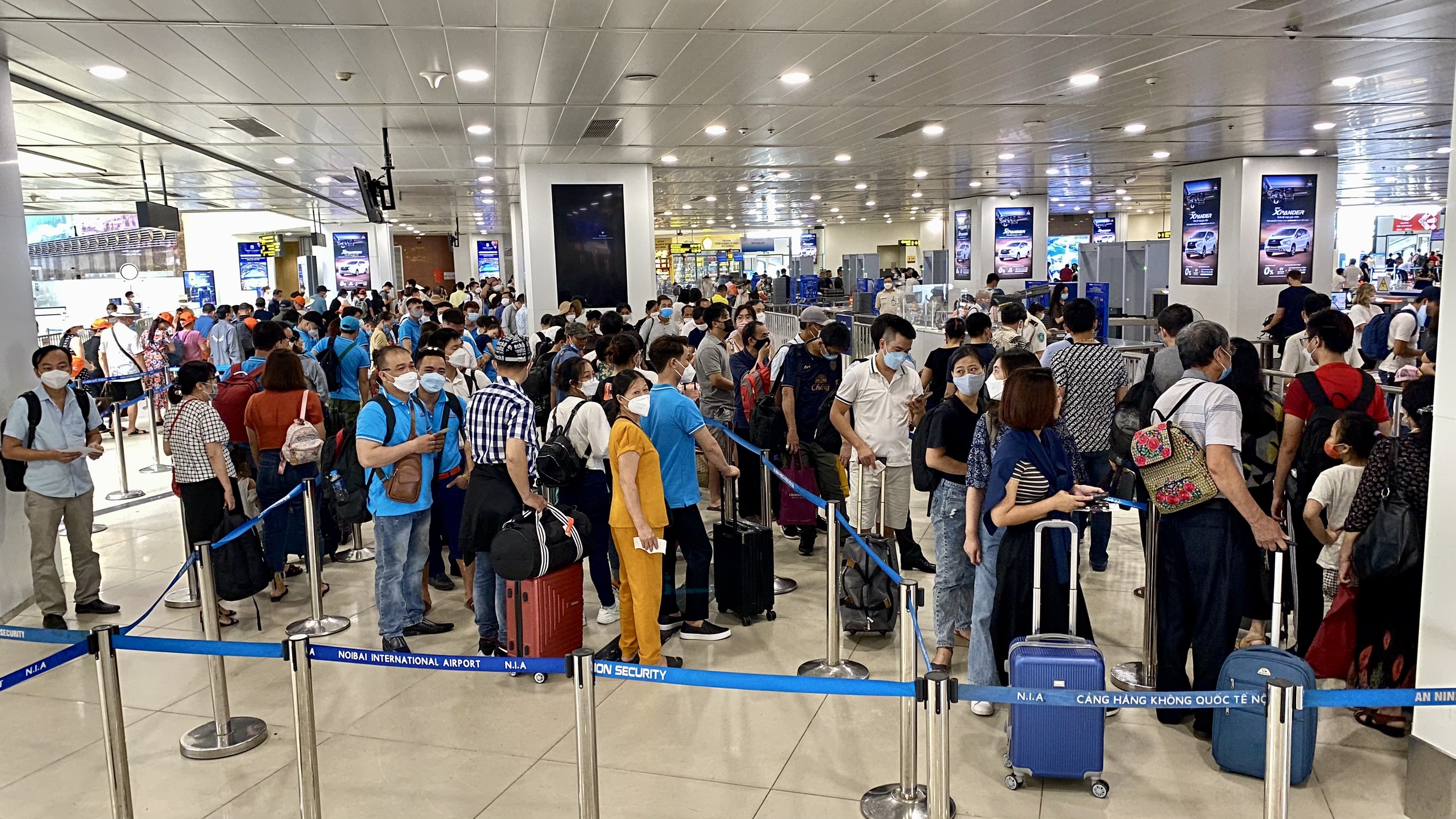 Cảng HKQT Nội Bài: Lượng khách trục trặc giấy tờ tùy thân khi đi tàu bay tăng cao|LOCAL_PATH:crawled_data/images/featured_ae86cfec510a.jpg