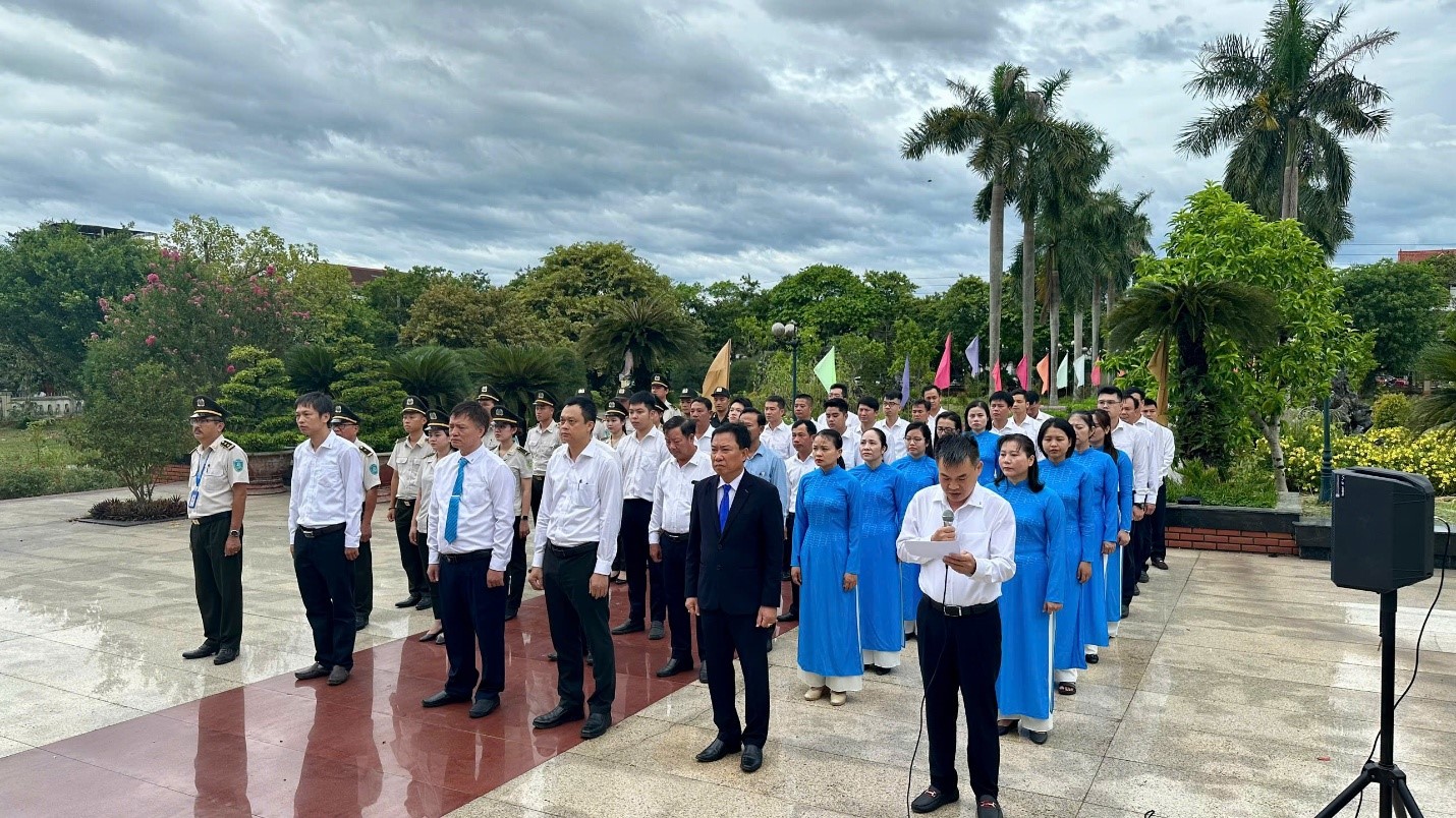 CẢNG HÀNG KHÔNG QUỐC TẾ PHÚ BÀI TỔ CHỨC HOẠT ĐỘNG KỶ NIỆM 78 NĂM NGÀY THƯƠNG BINH LIỆT SỸ 27/7/1947 - 27/7/2025|LOCAL_PATH:crawled_data/images/featured_b5c0e58c499e.jpg