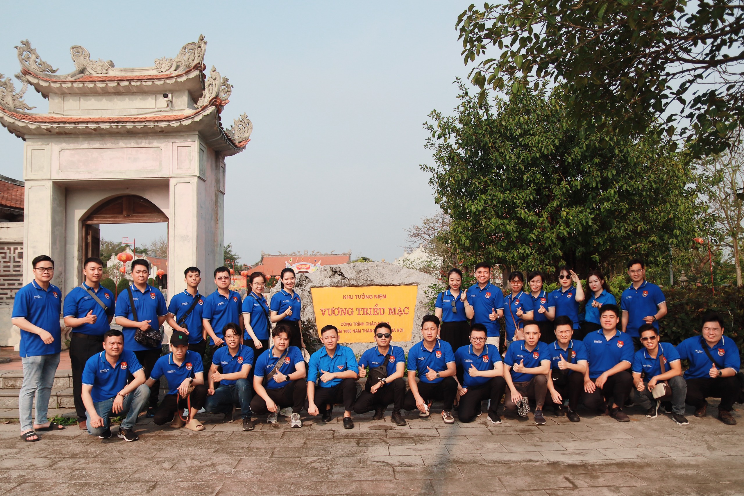 Đoàn thanh niên Cảng hàng không quốc tế Cát Bi tổ chức thành công chương trình: "Hành trình về nguồn và chung tay làm sạch biển đảo quê hương"|LOCAL_PATH:crawled_data/images/featured_b72d1f41ef4b.jpg