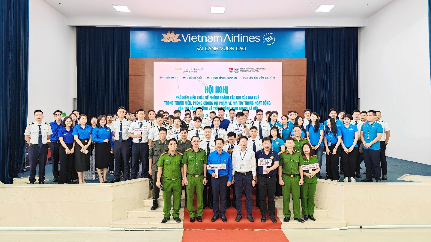 Tuổi trẻ Cảng HKQT Tân Sơn Nhất tích cực tham gia học tập, phổ biến kiến thức pháp luật về phòng, chống ma túy|LOCAL_PATH:crawled_data/images/featured_b82cc1972ff4.jpg