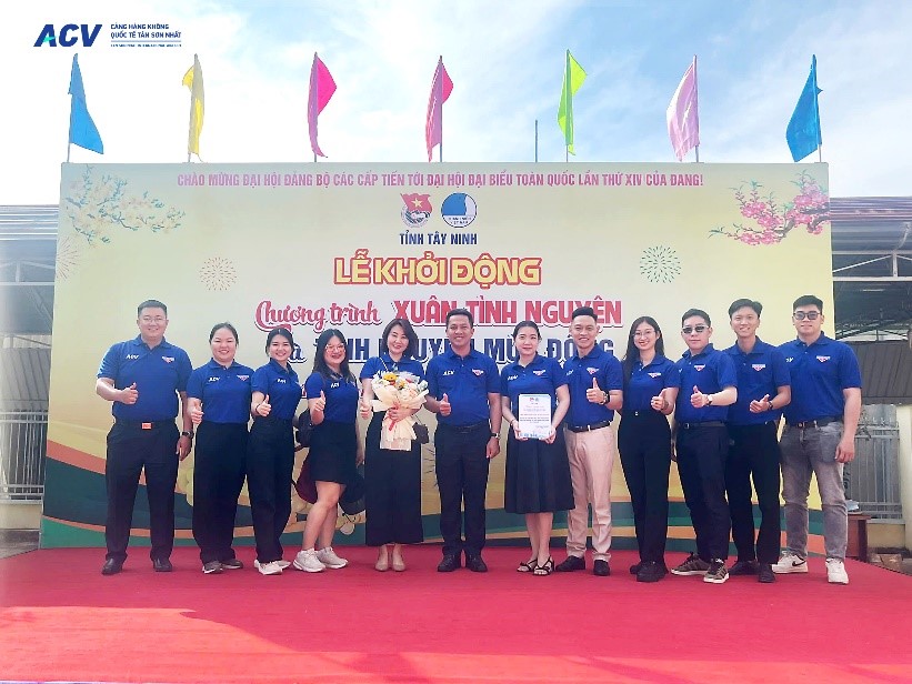 Tuổi trẻ Cảng HKQT Tân Sơn Nhất hòa cùng nắng ấm “Xuân biên giới” Tây Nam 2025|LOCAL_PATH:crawled_data/images/featured_b91fcbe82db9.jpg