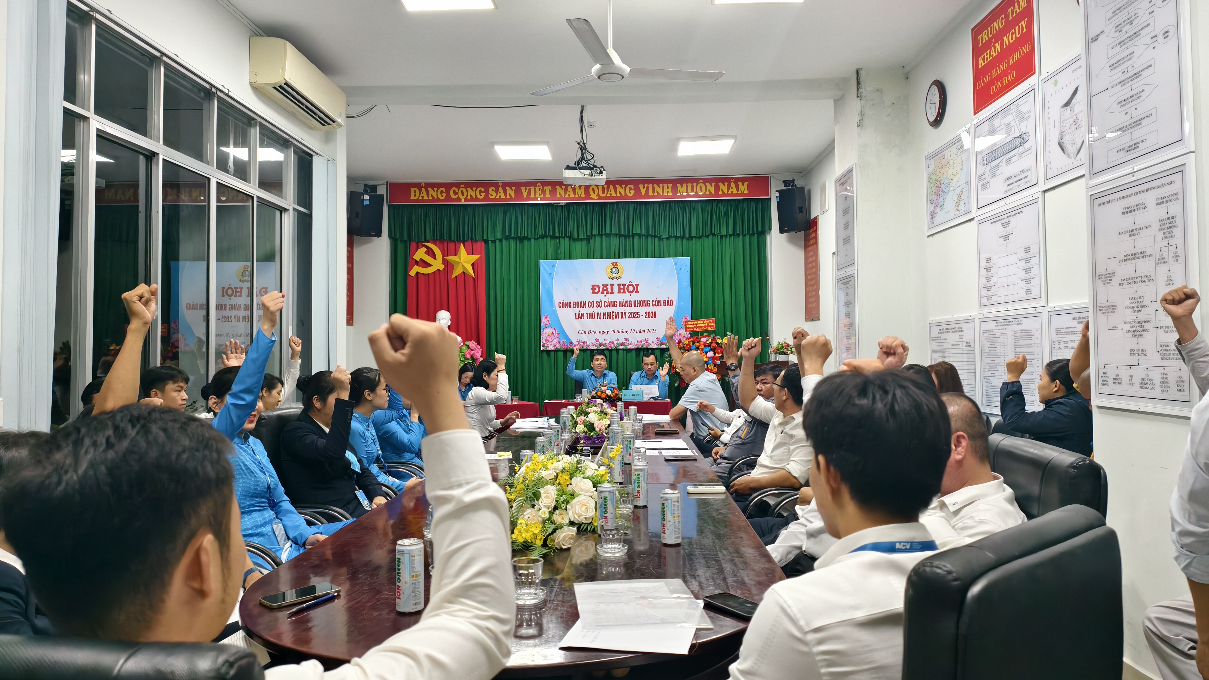 Đại hội Công đoàn cơ sở Cảng hàng không Côn Đảo lần thứ IV, nhiệm kỳ 2025-2030|LOCAL_PATH:crawled_data/images/featured_b995ea5042ec.jpg