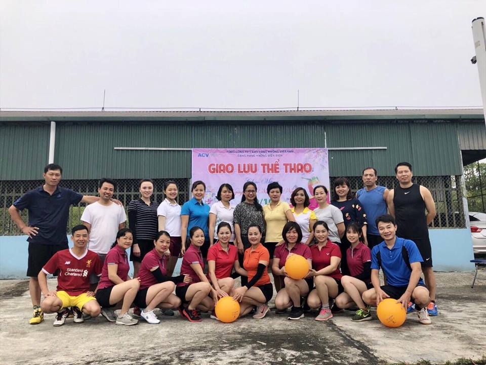 Chào mừng kỷ niệm 88 năm ngày thành lập Hội Liên hiệp phụ nữ Việt Nam, ngày 20/10 cảng hàng không Điện Biên sôi nổi tổ chức hoạt động thể thao giao lưu bóng chuyền hơi nữ.|LOCAL_PATH:crawled_data/images/featured_bbccffa9ecf0.jpg
