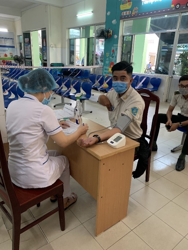 Covid-19 vaccination begins for Da Nang international airport’s employees|LOCAL_PATH:crawled_data/images/featured_bcab44739b70.jpg