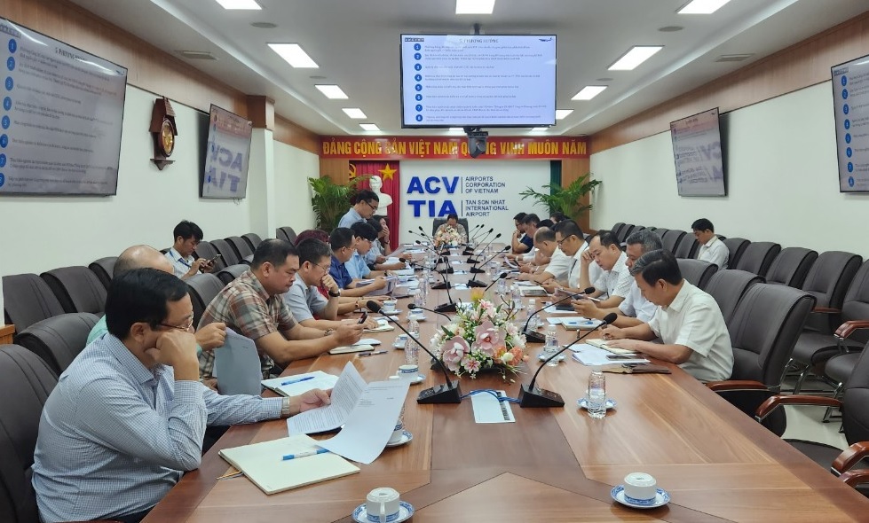 Cảng HKQT Tân Sơn Nhất tổ chức Hội nghị đánh giá kết quả thực hiện công tác quản lý, kiểm soát FOD tại Cảng trong Quý 3 năm 2023|LOCAL_PATH:crawled_data/images/featured_bd2d5fb1e52d.jpg