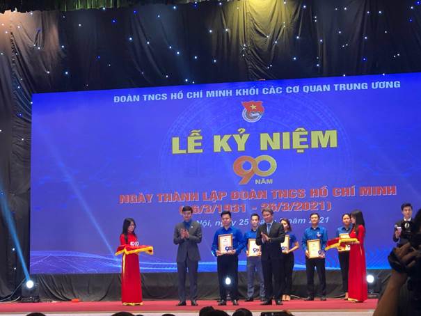 Đoàn Thanh niên Khối các Cơ quan Trung ương tuyên dương 3 Bí thư Chi đoàn tiêu biểu trực thuộc Đoàn thanh niên ACV|LOCAL_PATH:crawled_data/images/featured_bea8e0833f71.jpg