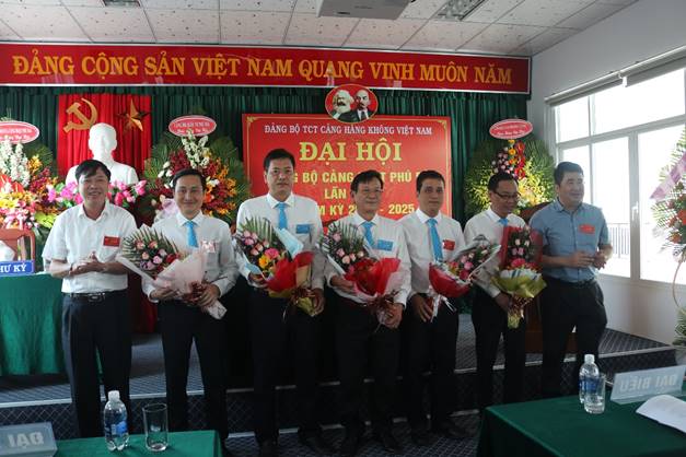 Đại hội Đảng bộ Cảng HKQT Phú Bài nhiệm kỳ 2020 – 2025: Quyết tâm xây dựng Cảng HKQT Phú Bài phát triển bền vững|LOCAL_PATH:crawled_data/images/featured_bf84848ef27e.jpg
