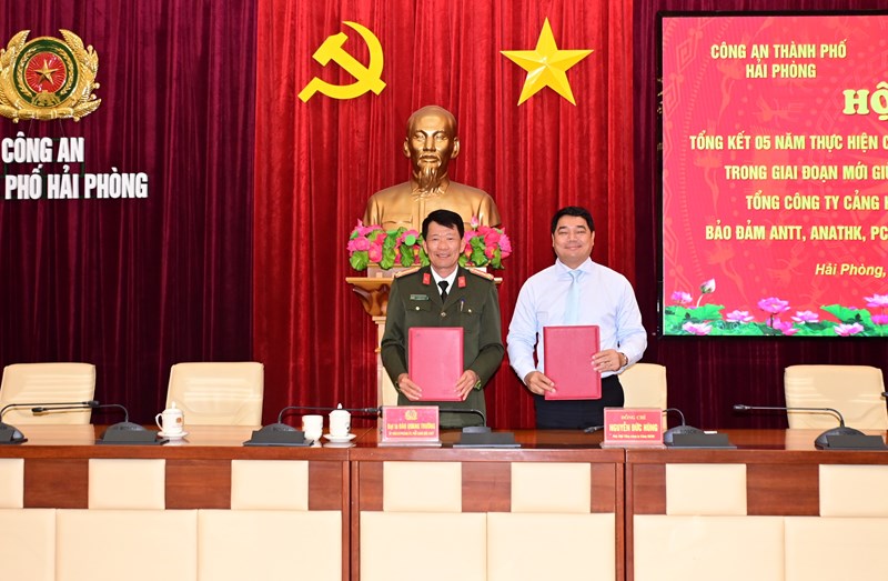 Công an thành phố Hải Phòng và Tổng Công ty Cảng hàng không Việt Nam - CTCP ký Quy chế phối hợp bảo đảm ANTT, an ninh an toàn hàng không, phòng chống khủng bố tại Cảng hàng không Quốc tế Cát Bi|LOCAL_PATH:crawled_data/images/featured_c53caa7b780c.jpg