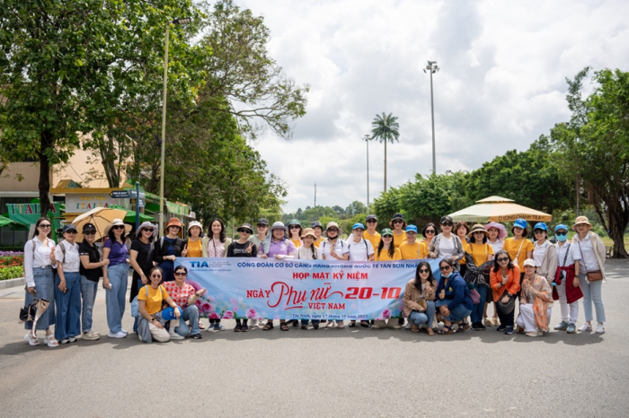 Công đoàn cơ sở Cảng HKQT Tân Sơn Nhất tổ chức các hoạt động nhân kỷ niệm 93 năm Ngày thành lập Hội Liên hiệp Phụ nữ Việt Nam (20/10/1930 - 20/10/2023)|LOCAL_PATH:crawled_data/images/featured_c5763e436112.png