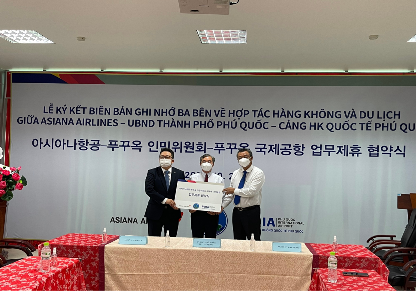 Lễ ký kết Biên bản hợp tác hàng không và du lịch giữa Asiana Airlines – UBND Thành phố Phú Quốc – Cảng HKQT Phú Quốc|LOCAL_PATH:crawled_data/images/featured_c6276a0e7944.png