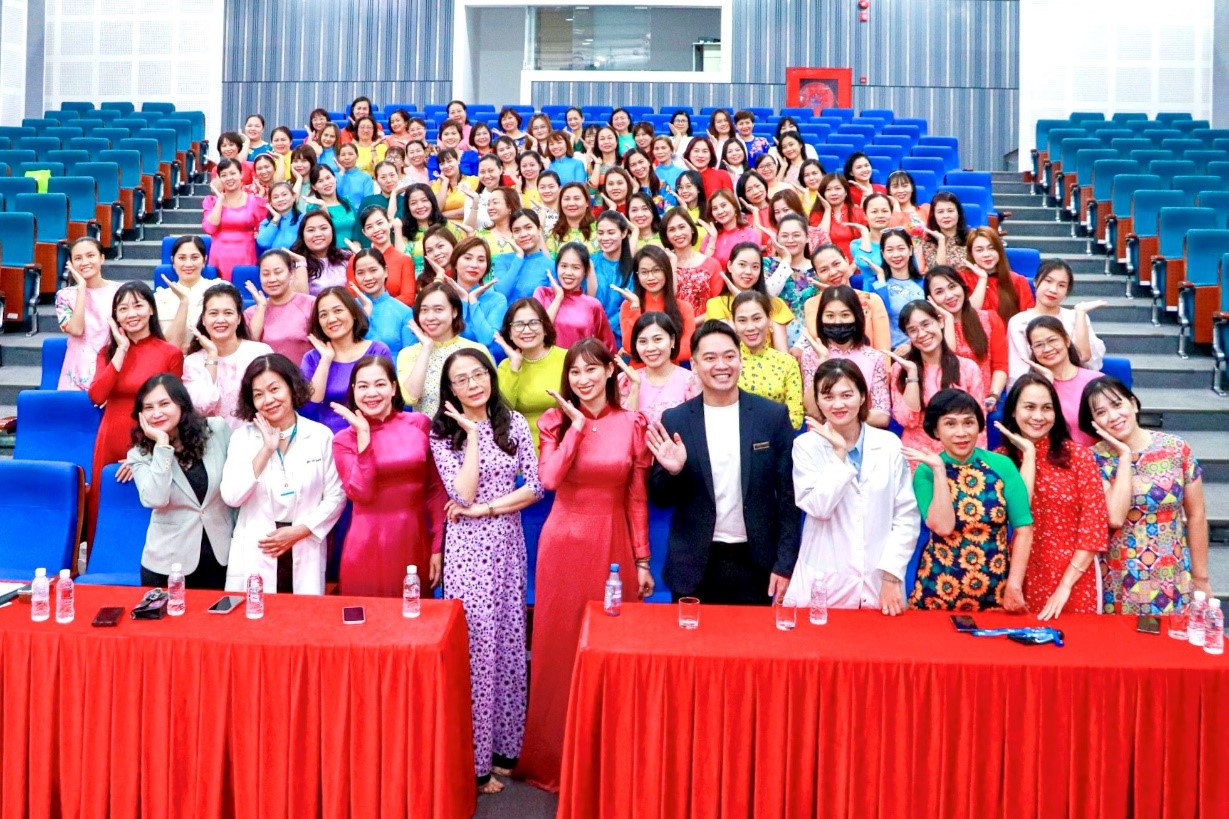 CẢNG HKQT TÂN SƠN NHẤT HỌP MẶT CHÀO MỪNG NGÀY QUỐC TẾ PHỤ NỮ 8/3|LOCAL_PATH:crawled_data/images/featured_c80260438b22.jpg