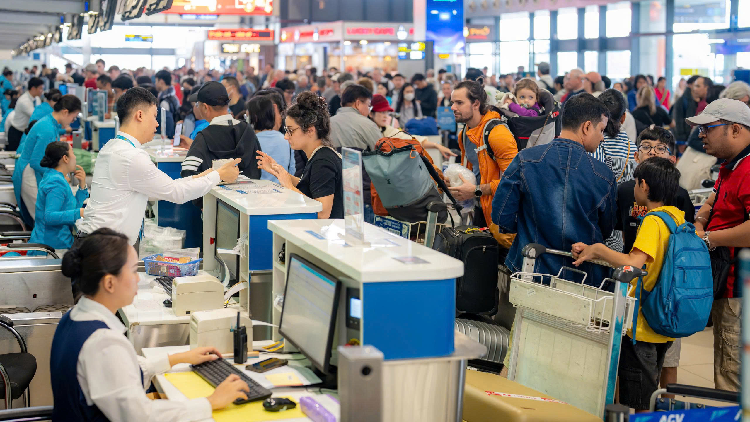 Cảng HKQT Nội Bài đã sẵn sàng phương án đón "làn sóng" hành khách tăng cao dịp Tết Nguyên đán 2026|LOCAL_PATH:crawled_data/images/featured_c9a4b6e58e51.jpg