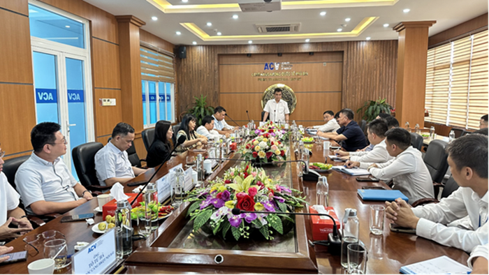 Tổng giám đốc ACV làm việc với Cảng HKQT Phú Bài về nhiệm vụ sản xuất kinh doanh 6 tháng cuối năm 2024|LOCAL_PATH:crawled_data/images/featured_cae94d0337ee.png