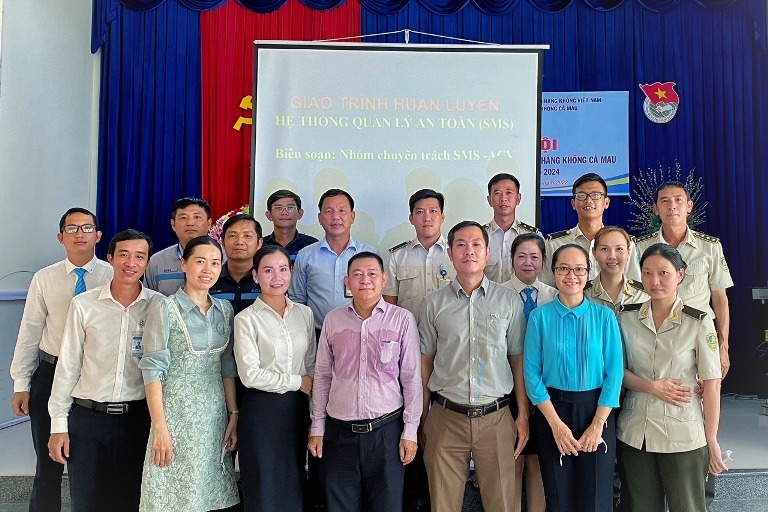 Cảng hàng không Cà Mau tổ chức khóa huấn luyện định kỳ Hệ thống quản lý an toàn (SMS)|LOCAL_PATH:crawled_data/images/featured_cbac938445f5.jpg
