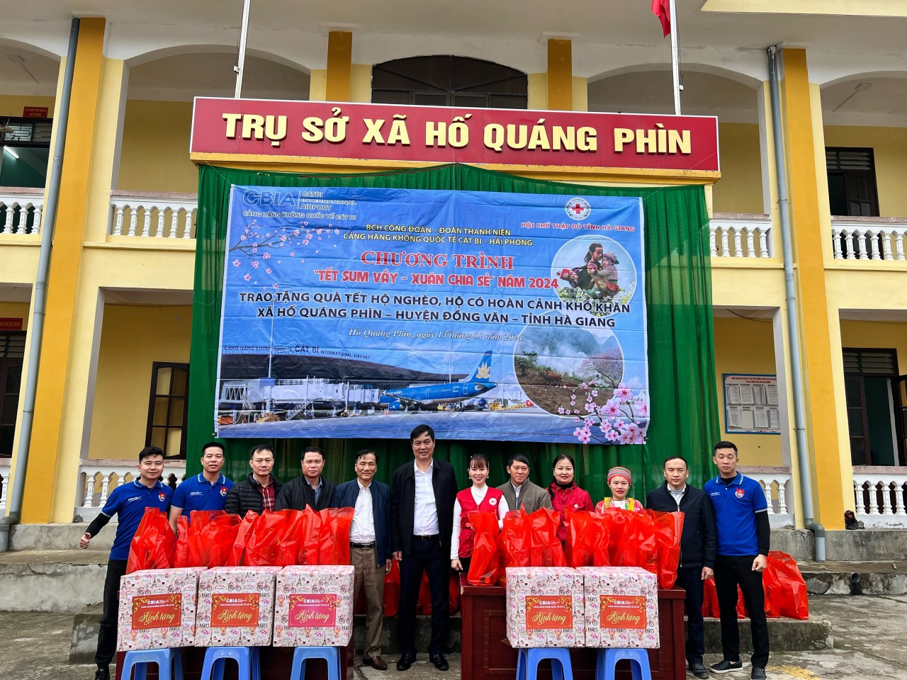 BCH Công đoàn - Đoàn thanh niên Cảng HKQT Cát Bi tổ chức chương trình từ thiện xã hội năm 2024.|LOCAL_PATH:crawled_data/images/featured_cf1daed0a72e.jpg