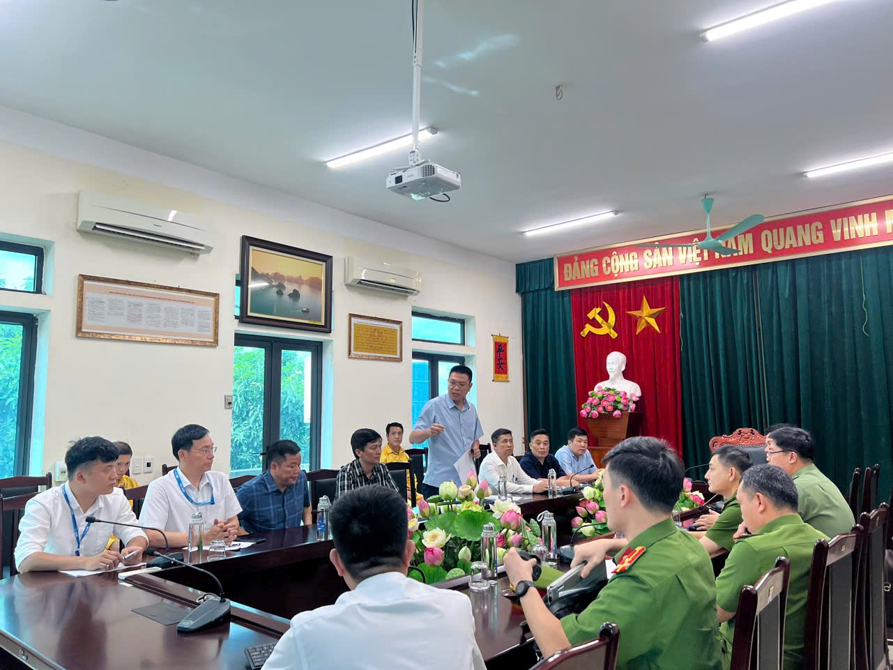 Bộ Công an kiểm tra công tác PCCC & CNCH tại Cảng HKQT Vinh|LOCAL_PATH:crawled_data/images/featured_d108bec323dd.jpg