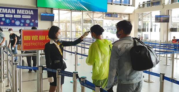 Các Cảng hàng không tăng cường công tác phòng chống dịch Covid-19, bảo đảm an toàn sức khỏe cho hành khách và cán bộ, nhân viên|LOCAL_PATH:crawled_data/images/featured_d40f57647830.jpg