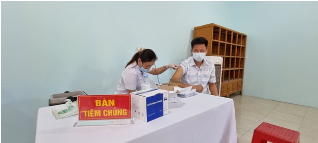 CẢNG HÀNG KHÔNG THỌ XUÂN: TIÊM CHỦNG VACCINE ASTRAZENECA PHÒNG NGỪA COVID - 19|LOCAL_PATH:crawled_data/images/featured_d78d1e58d969.jpg