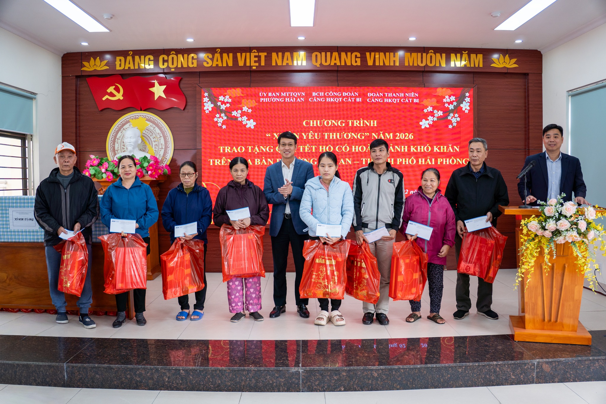 Cảng HKQT Cát Bi lan tỏa hương vị Tết, chia sẻ nghĩa tình Xuân Bính Ngọ 2026|LOCAL_PATH:crawled_data/images/featured_d832463ac60a.jpg