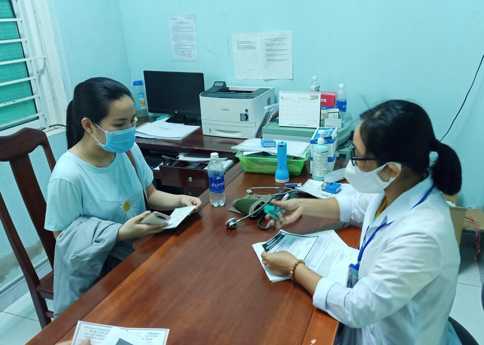 Cảng hàng không Chu Lai tổ chức tiêm mũi 2 vắc xin phòng Covid-19 cho cán bộ, nhân viên.|LOCAL_PATH:crawled_data/images/featured_da10543b5564.jpg