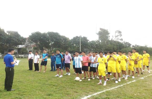 Đoàn thanh niên Cảng HKQT Vinh tổ chức giải bóng đá chào mừng kỷ niệm 87 năm ngày thành lập Đoàn TNCS Hồ Chí Minh|LOCAL_PATH:crawled_data/images/featured_da4f4cf69759.jpg
