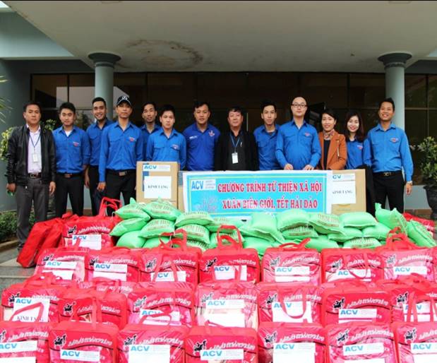 Cảng HKQT Phú Bài: Tổ chức chương trình “Xuân biên giới, Tết hải đảo năm 2018” tại huyện Nam Đông, tỉnh Thừa Thiên – Huế|LOCAL_PATH:crawled_data/images/featured_dd59fb404514.jpg