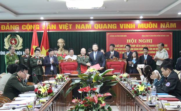Hội nghị tổng kết và ký kết mới Quy chế phối hợp trong công tác bảo đảm an ninh hàng không, an ninh trật tự an toàn xã hội tại Cảng hàng không Điện Biên|LOCAL_PATH:crawled_data/images/featured_de8451ac5627.jpg
